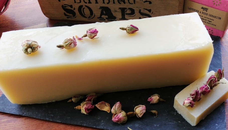 20210302_152934_HDR_2_resized 1 kg uncut soap loaf